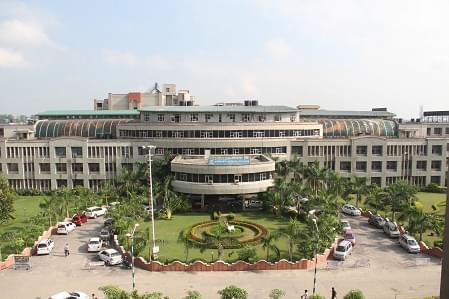 Netaji Subhash Chandra Bose Subharti Medical College Meerut Academic Building photo 6